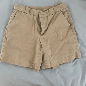 GAP| Khaki shorts
cute and trendy- great for a preppy or casual look
